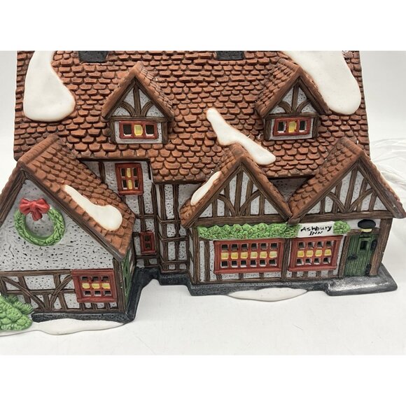 Dept. 56 Dickens' Village Series Ashbury Inn Vintage 1991 Christmas Village - Picture 9 of 14